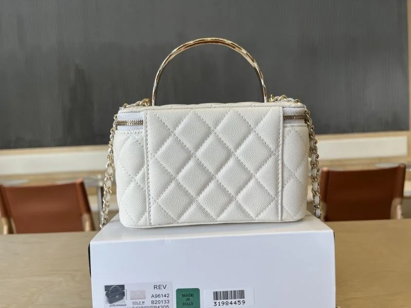 Chanel Cosmetic Bags Comfortable 53332