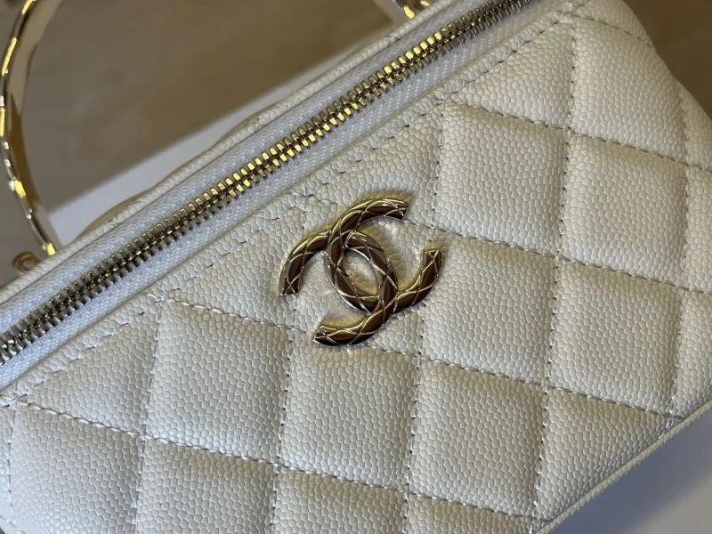 Chanel Cosmetic Bags Comfortable 53332