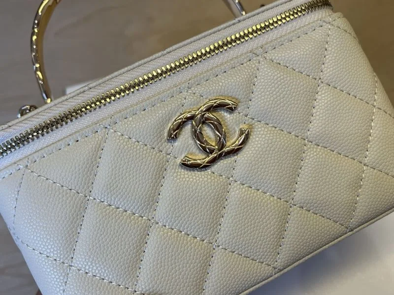 Chanel Cosmetic Bags WellDesigned 53335