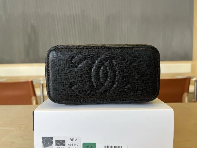 Chanel Cosmetic Bags Affordable 53330