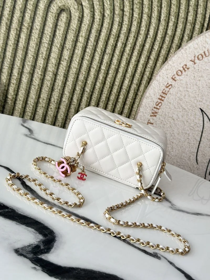 Stretchable Chanel Cosmetic Bags 53344
