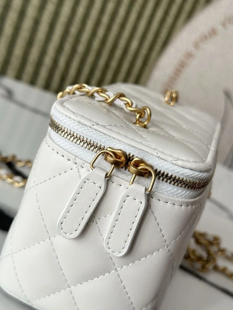 Stretchable Chanel Cosmetic Bags 53344