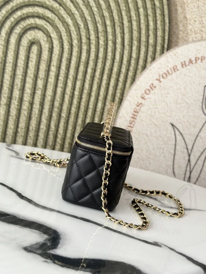 Breathable Chanel Cosmetic Bags 53323