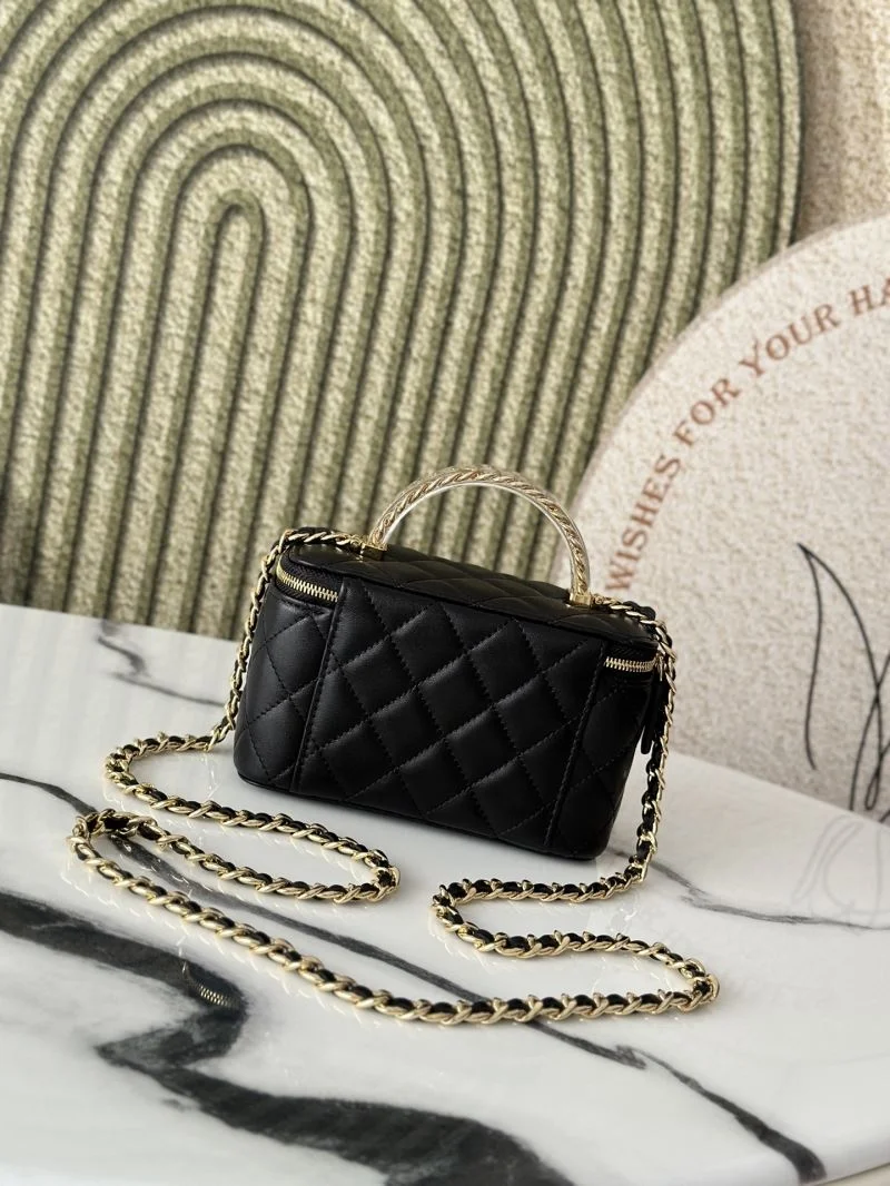 Breathable Chanel Cosmetic Bags 53323