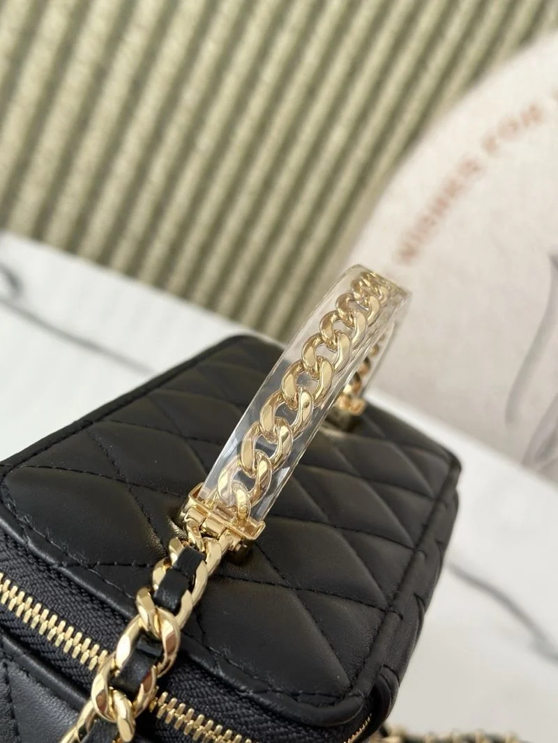 Breathable Chanel Cosmetic Bags 53323