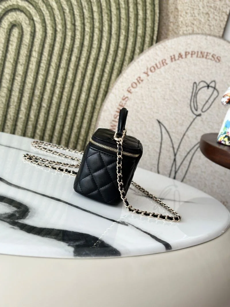 Chanel Cosmetic Bags TimelessDesign 53318