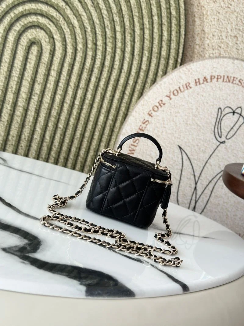 Chanel Cosmetic Bags TimelessDesign 53318