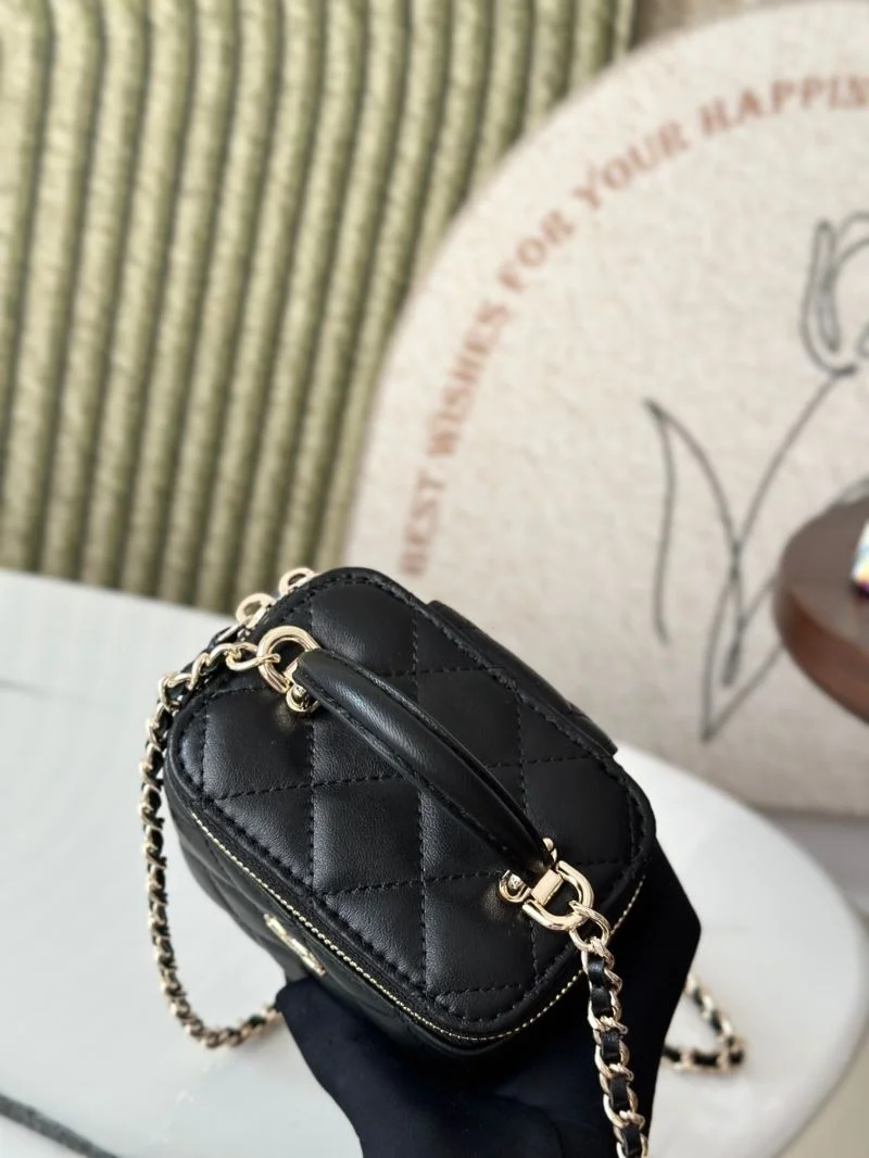 Chanel Cosmetic Bags TimelessDesign 53318