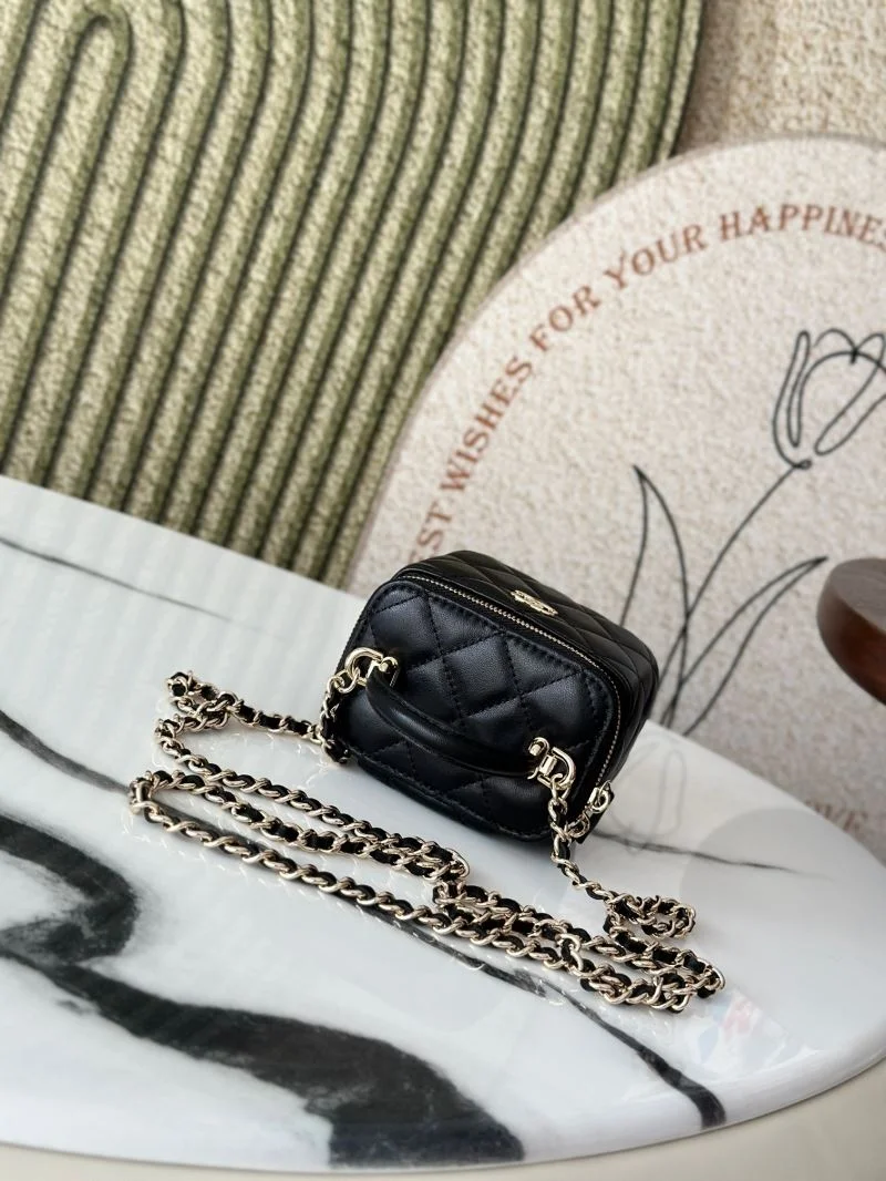 Chanel Cosmetic Bags TimelessDesign 53318