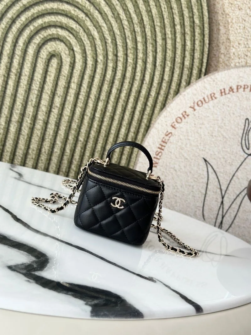 Chanel Cosmetic Bags TimelessDesign 53318