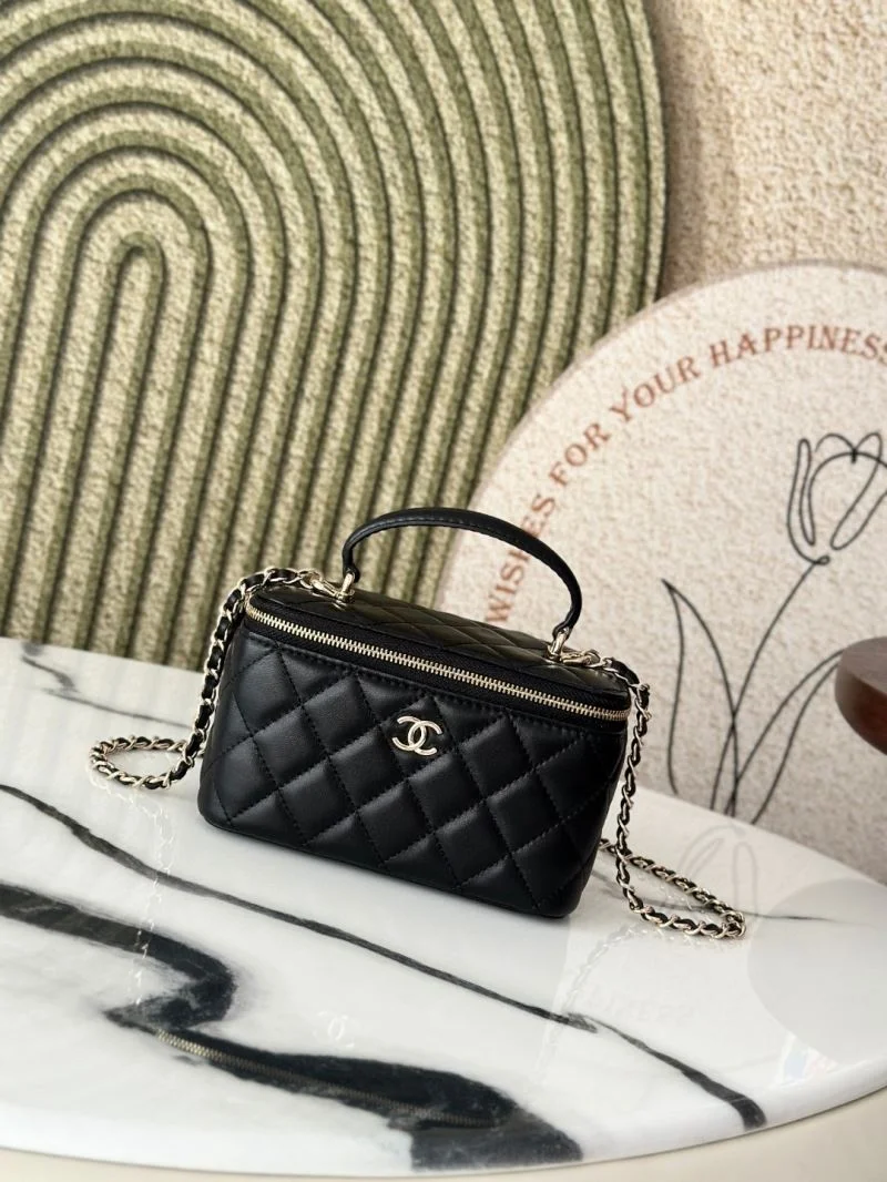 Chanel Cosmetic Bags TimelessDesign 53318