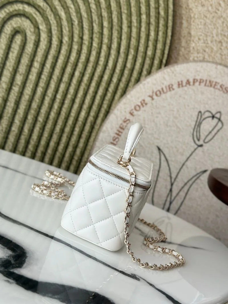 Chanel Cosmetic Bags OdorResistant 53324