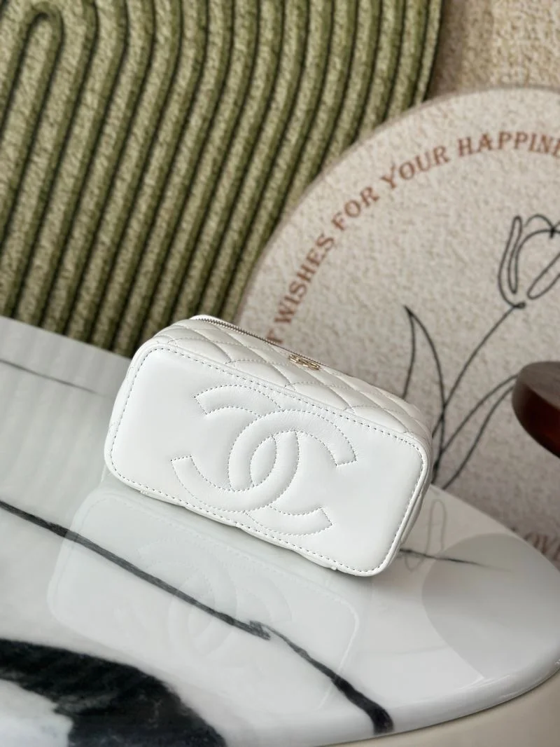 Chanel Cosmetic Bags OdorResistant 53324