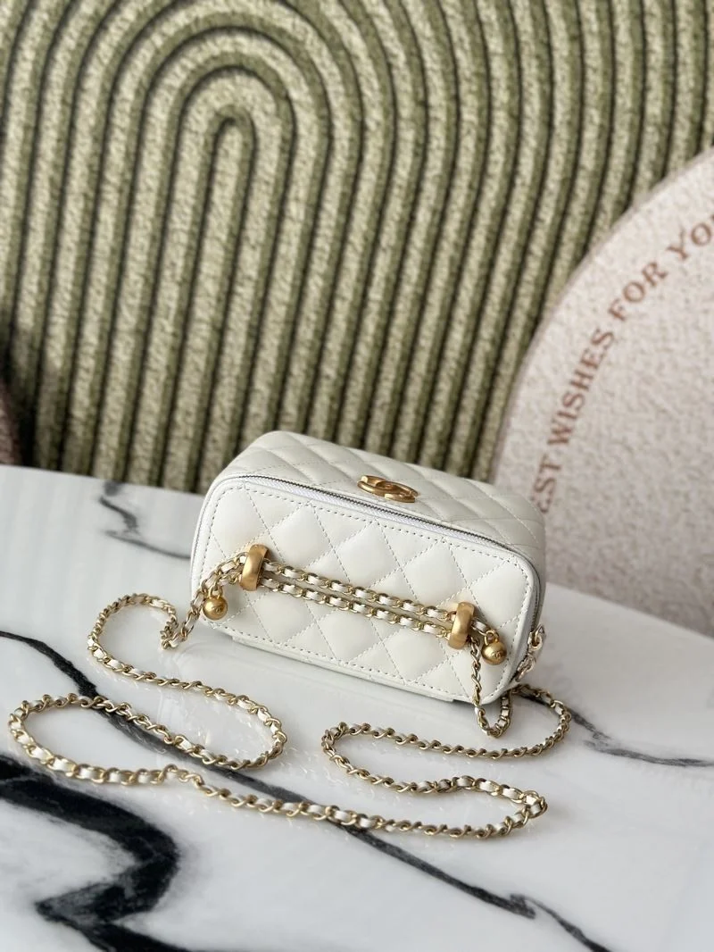 WaterResistant Chanel Cosmetic Bags 53347