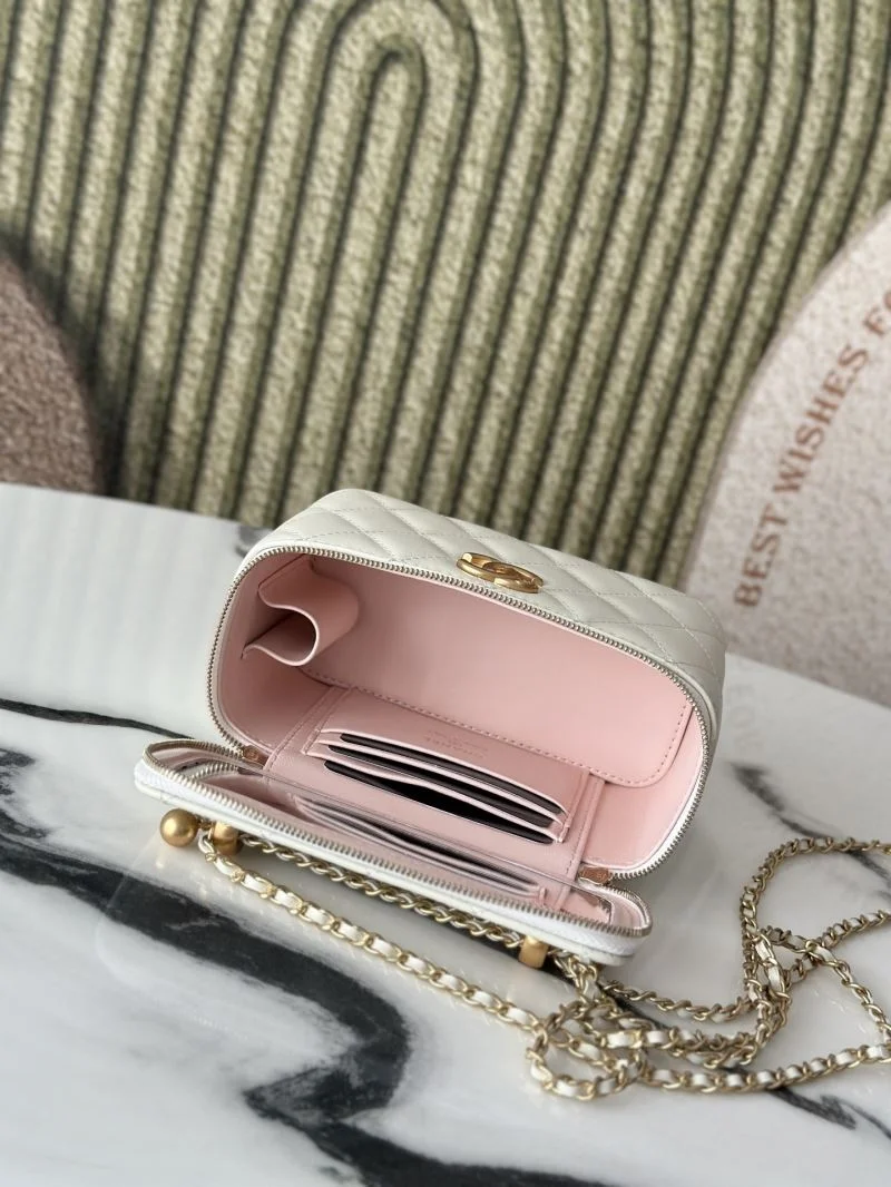 WaterResistant Chanel Cosmetic Bags 53347