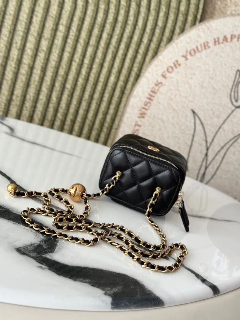 Affordable Chanel Cosmetic Bags 53340