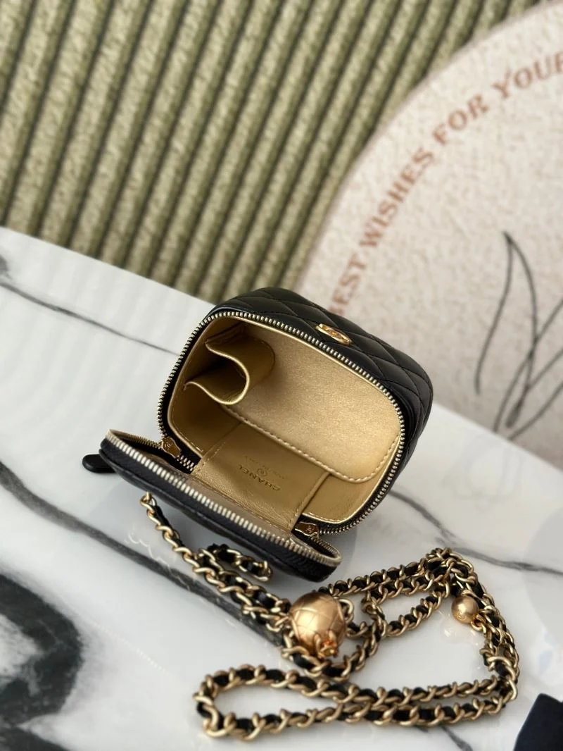 Affordable Chanel Cosmetic Bags 53340