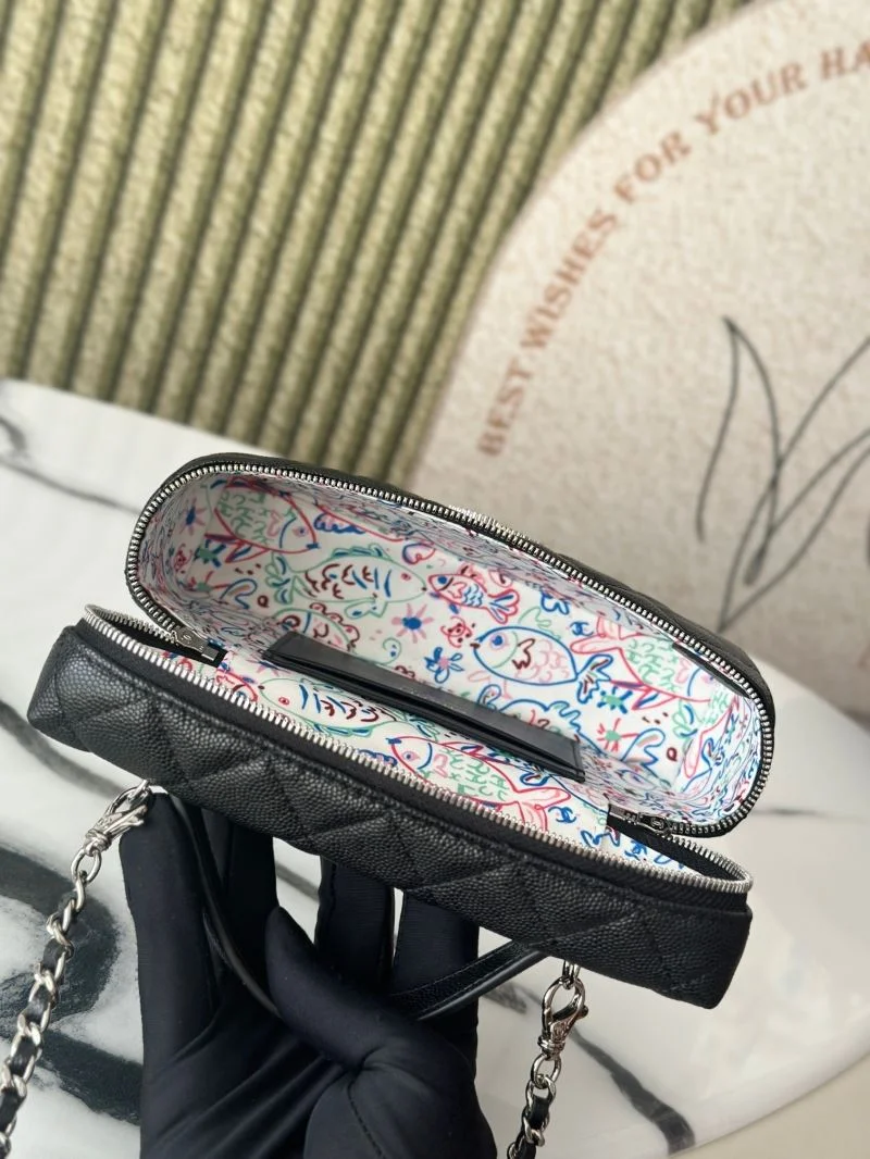Chanel Cosmetic Bags Trendsetting 53304