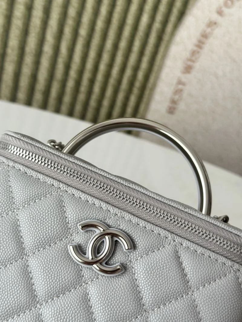 Chanel Cosmetic Bags StreetReady 53320