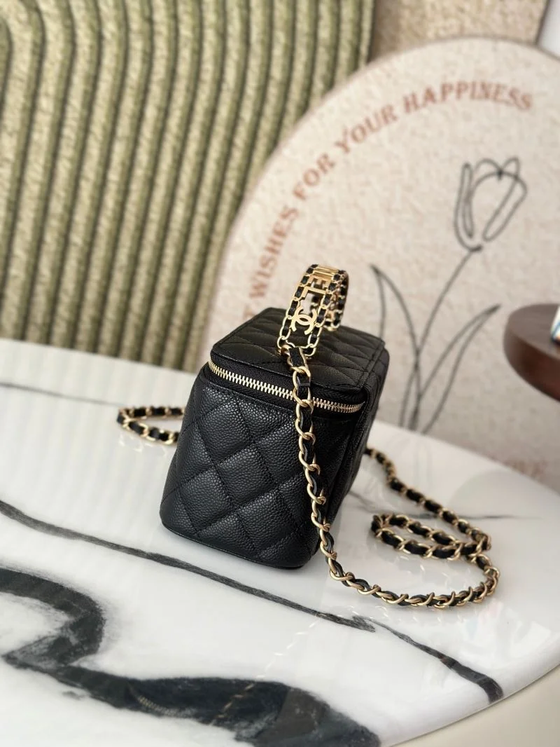 ComfortFit Chanel Cosmetic Bags 53309
