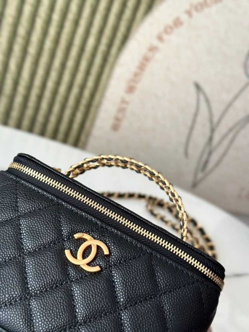 ComfortFit Chanel Cosmetic Bags 53309
