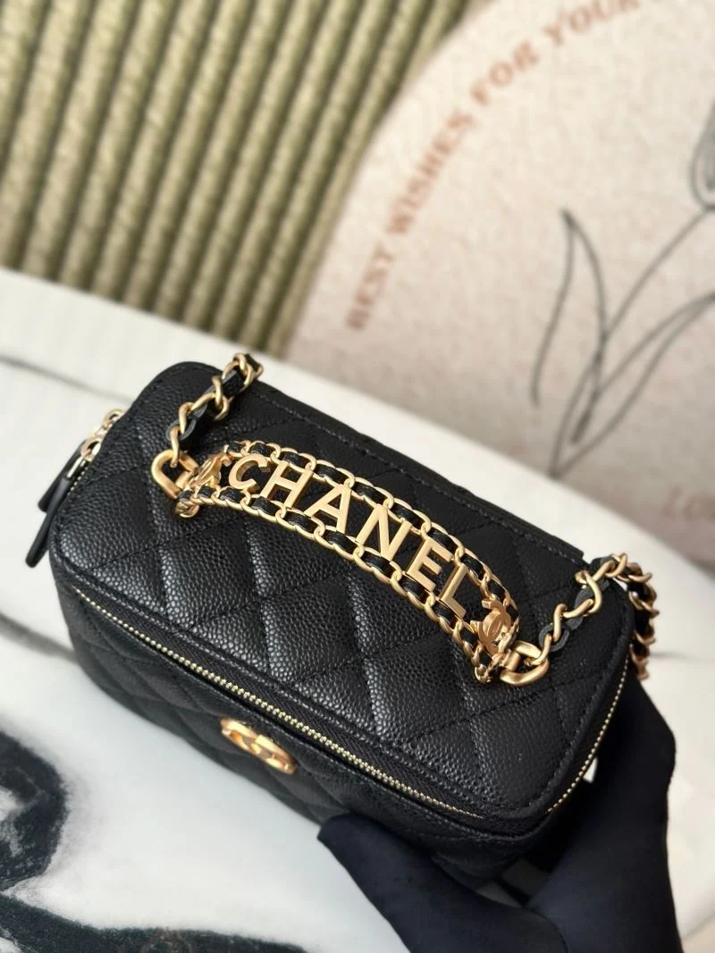 ComfortFit Chanel Cosmetic Bags 53309