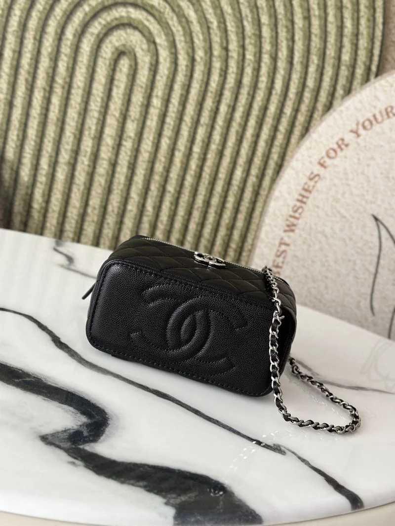Chanel Cosmetic Bags WeatherProof 53388