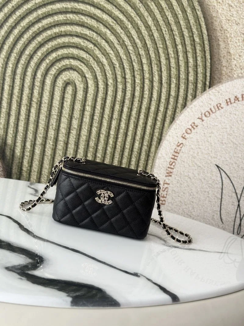 Chanel Cosmetic Bags Sleek 53296