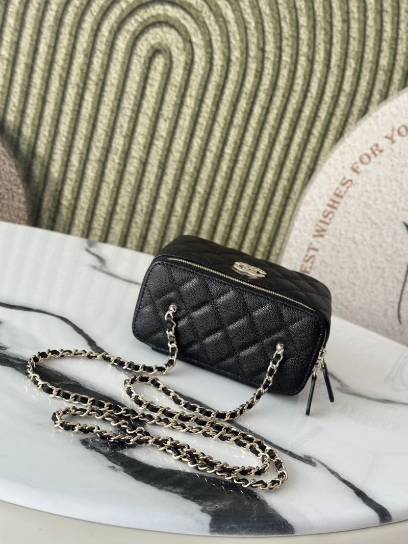 Chanel Cosmetic Bags Sleek 53296