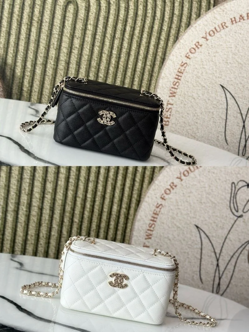Chanel Cosmetic Bags Sleek 53296