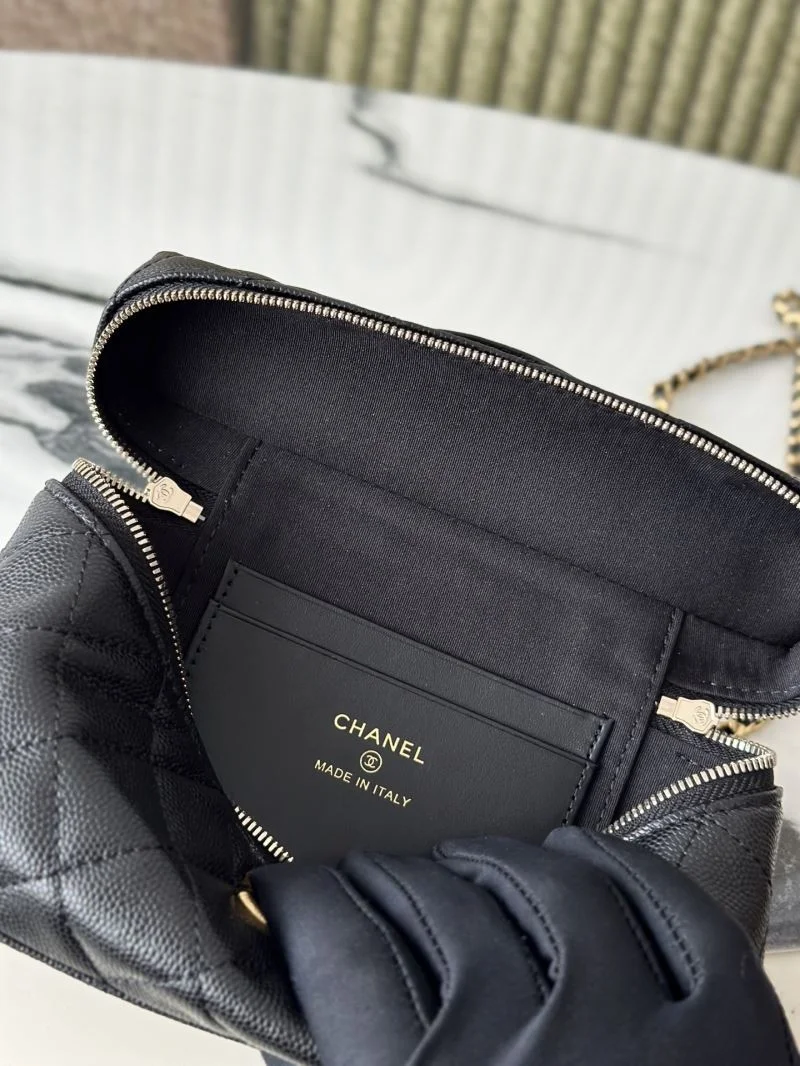 GoodFit Chanel Cosmetic Bags 53295