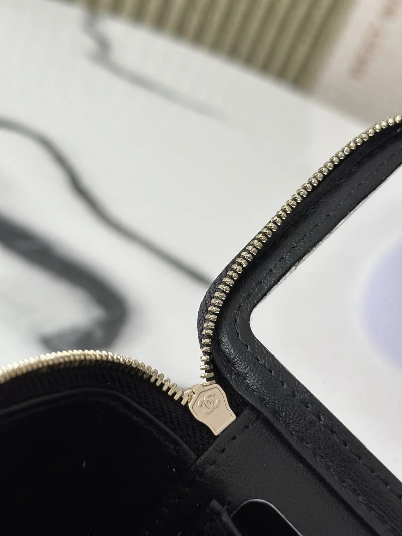 Chanel Cosmetic Bags GoAnywhere 53288
