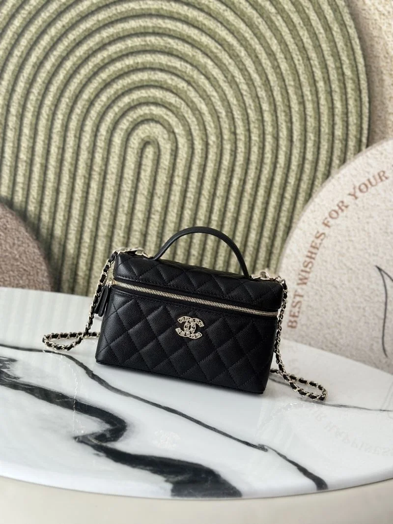Sustainable Chanel Cosmetic Bags 53289