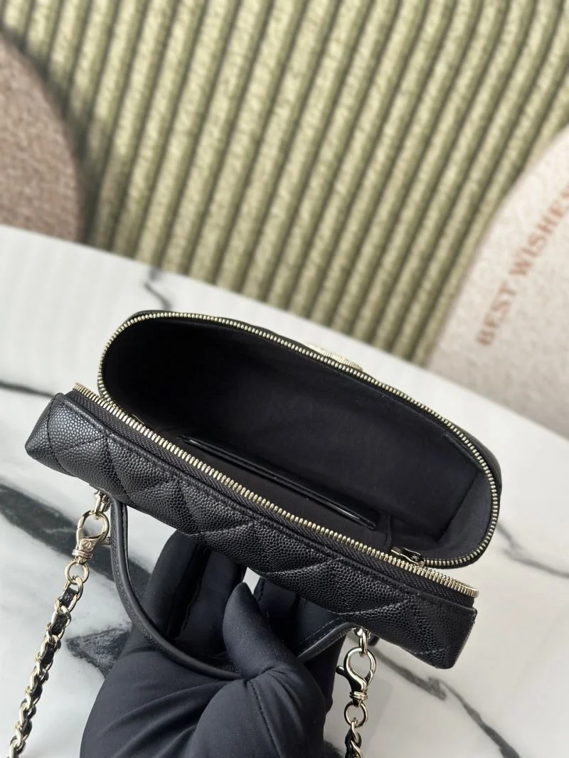 Sustainable Chanel Cosmetic Bags 53289