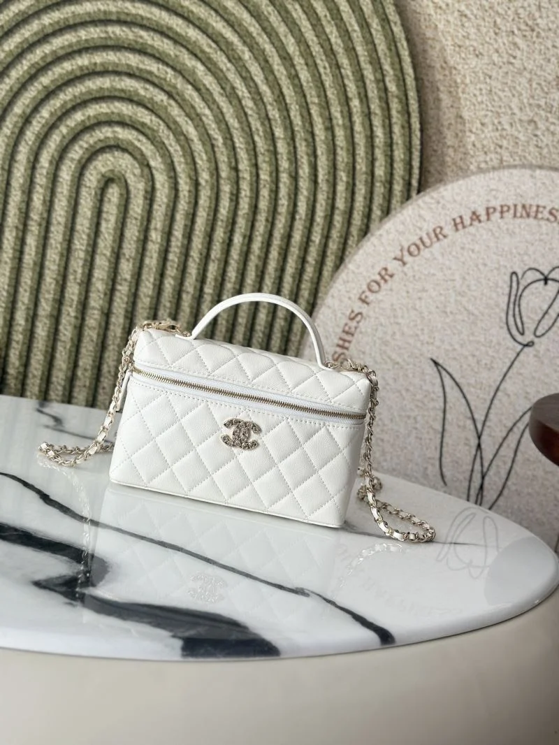 FreshLook Chanel Cosmetic Bags 53293