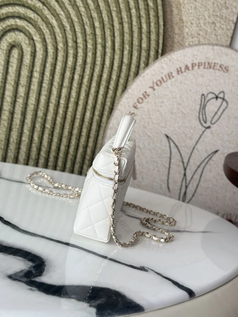 FreshLook Chanel Cosmetic Bags 53293