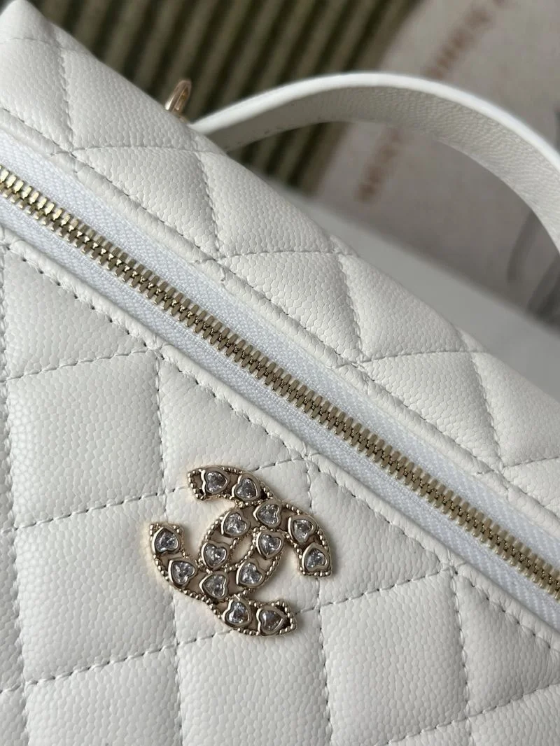 FreshLook Chanel Cosmetic Bags 53293