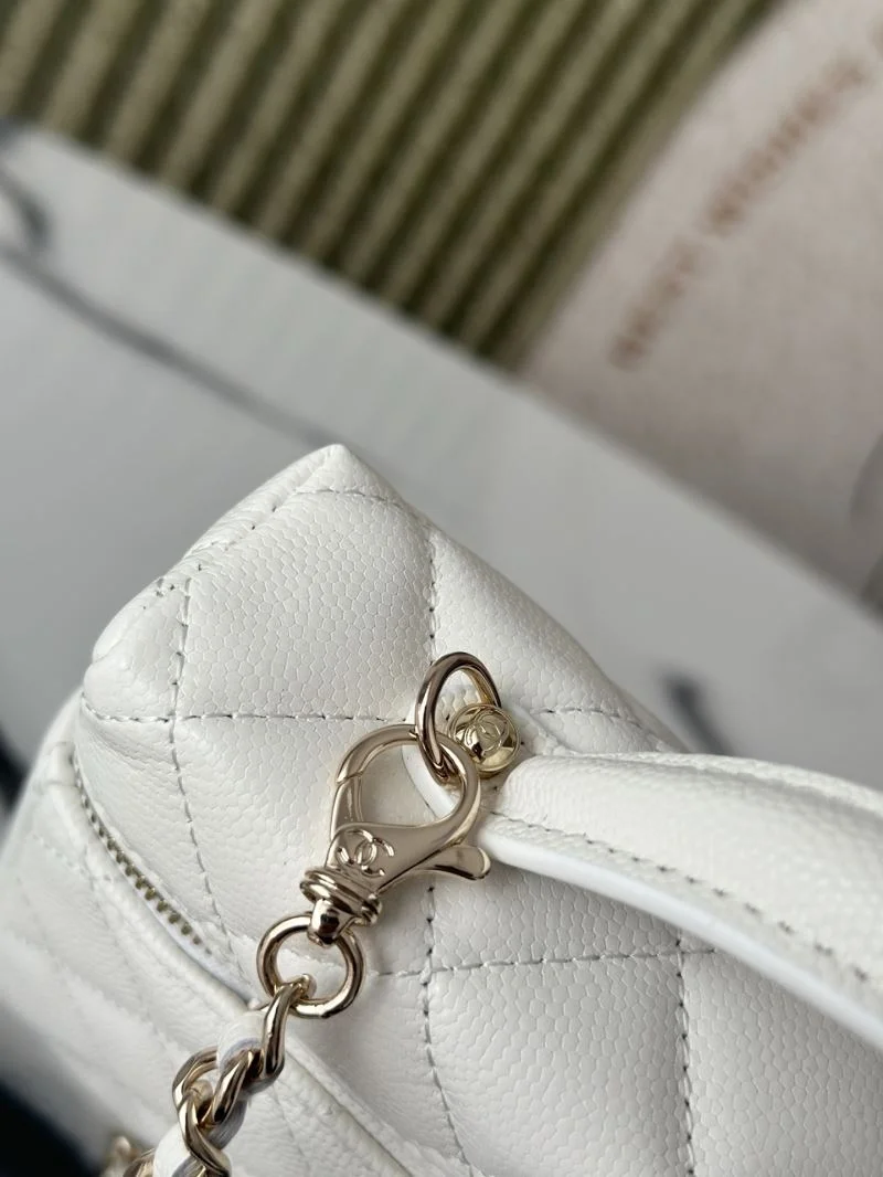FreshLook Chanel Cosmetic Bags 53293