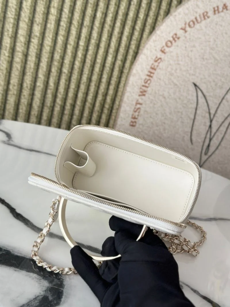 Chanel Cosmetic Bags Durable 53281