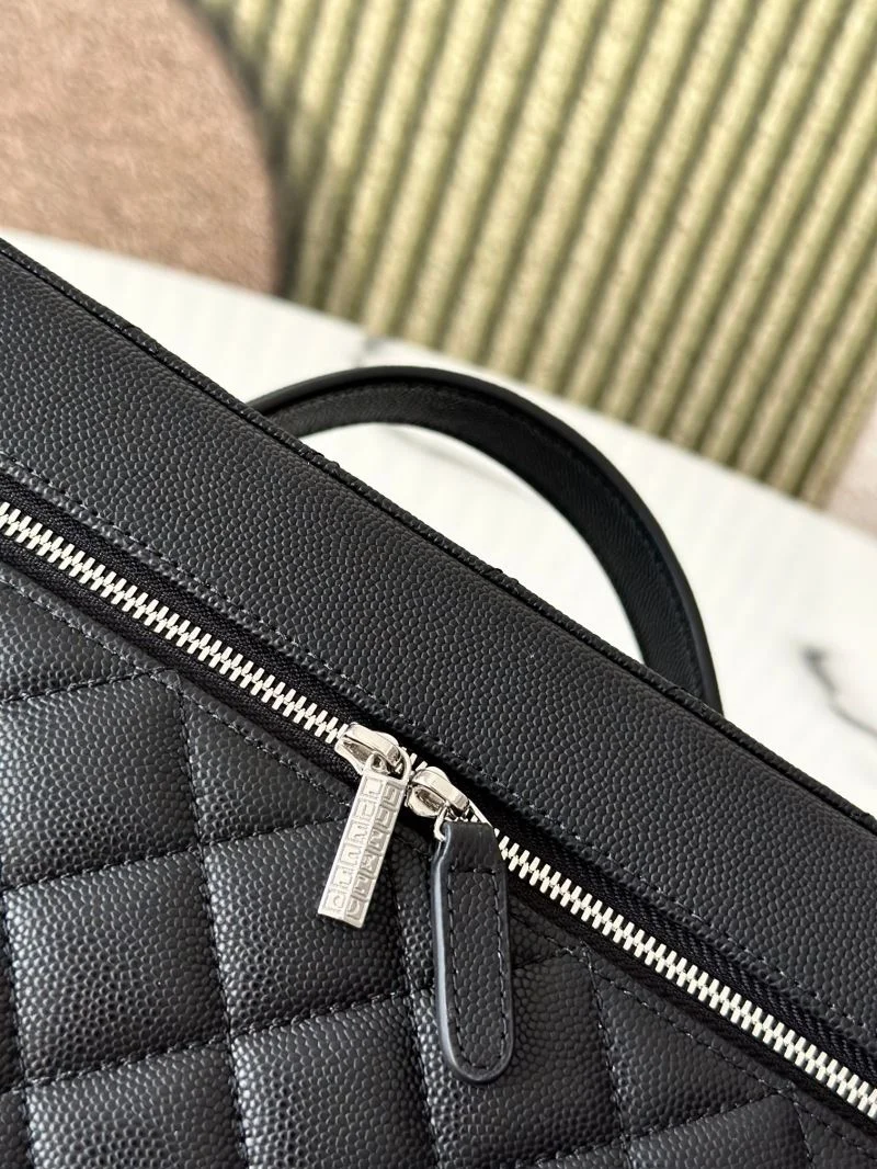 Original Chanel Cosmetic Bags 53283