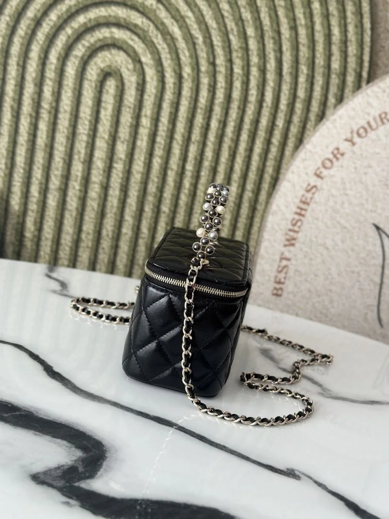 Chanel Cosmetic Bags Versatile 53277