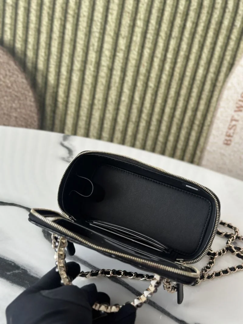 Chanel Cosmetic Bags Versatile 53277