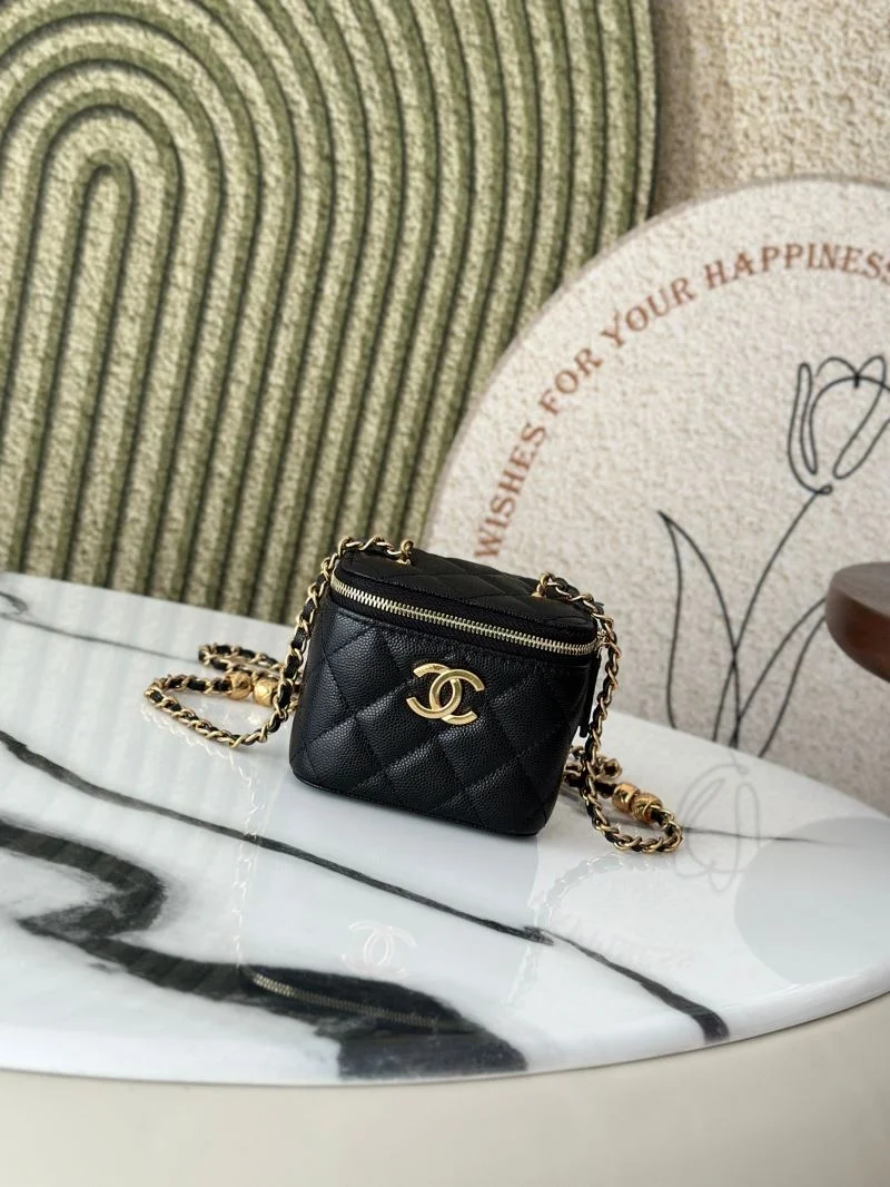 Chanel Cosmetic Bags WeatherProof 53316