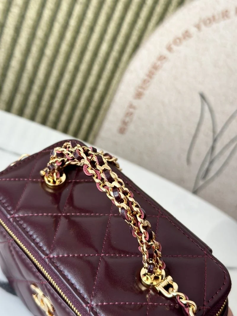 Chanel Cosmetic Bags Resilient 53278