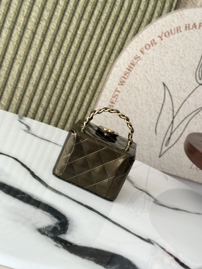 Chanel Cosmetic Bags Attractive 53272