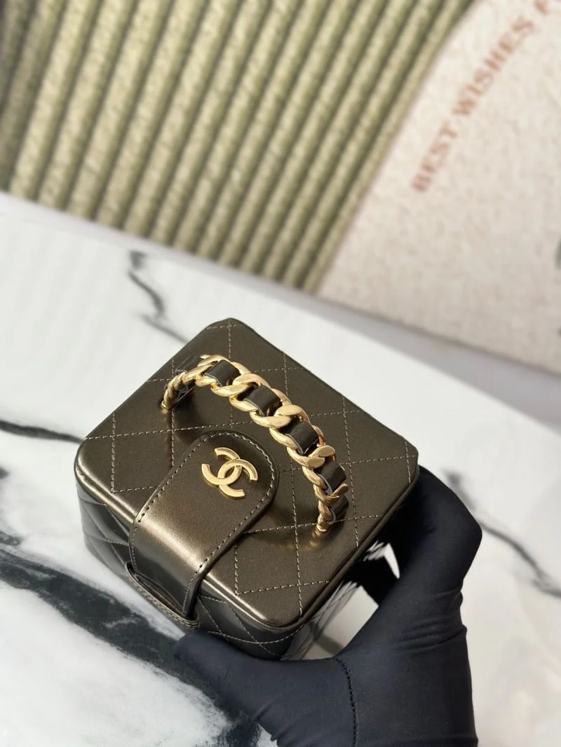 Chanel Cosmetic Bags Attractive 53272