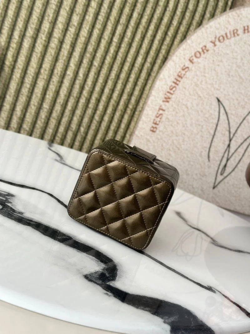 Chanel Cosmetic Bags Attractive 53272