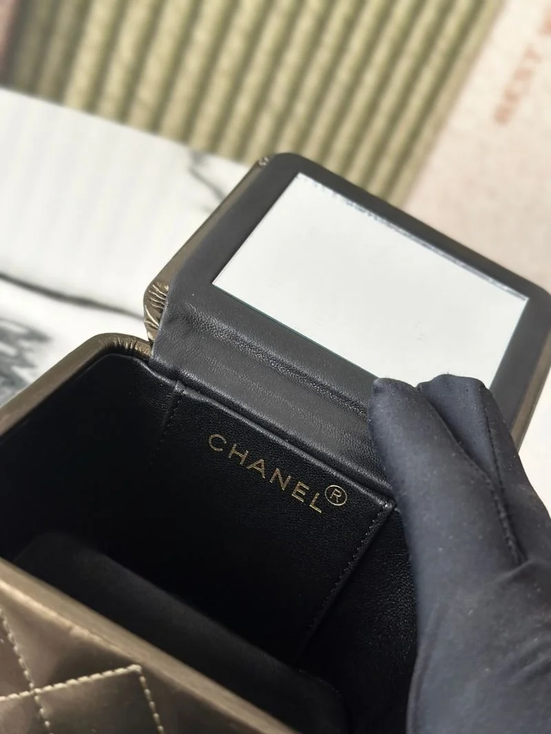 Chanel Cosmetic Bags Attractive 53272