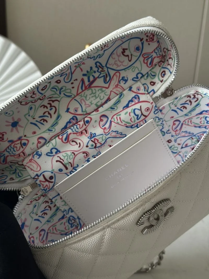 Chanel Cosmetic Bags TravelReady 53271