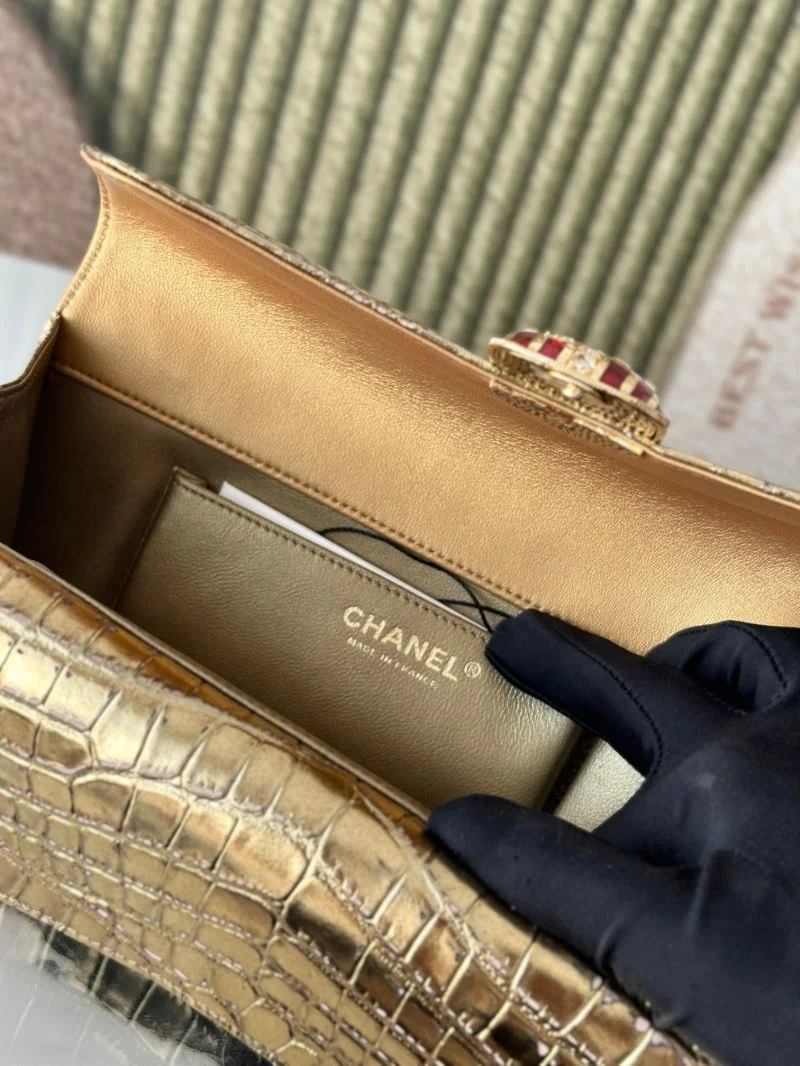 Chanel Cosmetic Bags ZipUp 53270
